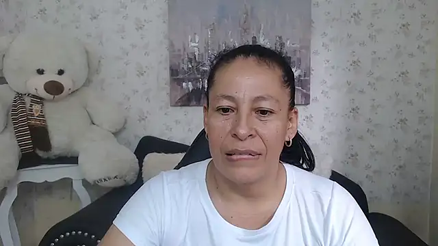 mature martina online show from 03.05.26