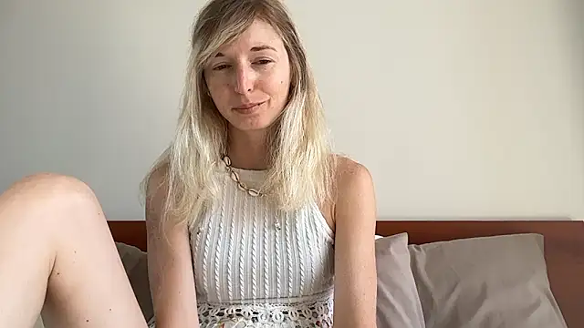 ivankai  online show from 03.18.26