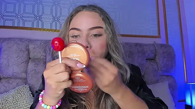 AnnyLopezz  online show from 01.14.25