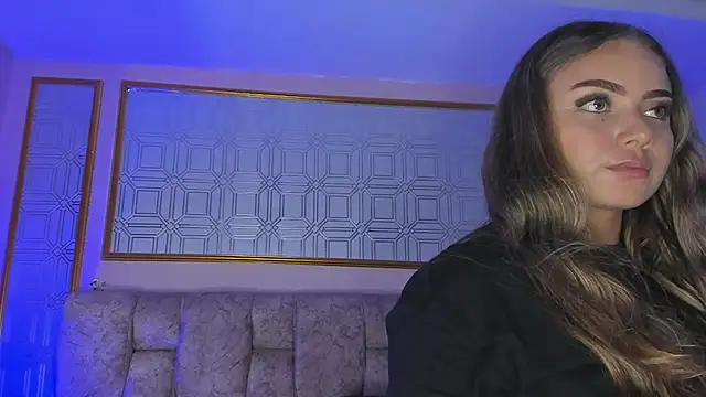 AnnyLopezz  online show from 01.28.25