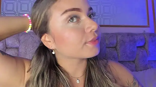 AnnyLopezz  online show from 02.09.25