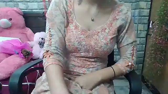 Sexy iknoor online show from 02.16.25