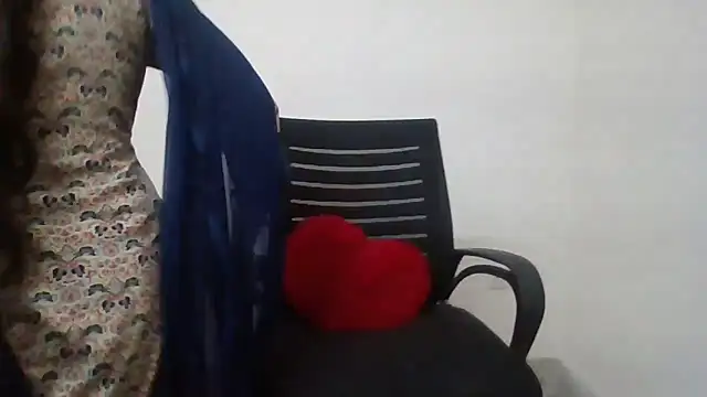 Sexy iknoor online show from 05.05.26