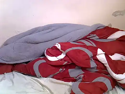 Snapshot of pretty-donna chatting on 11.20.25 pretty-donna online show from 11.20.25