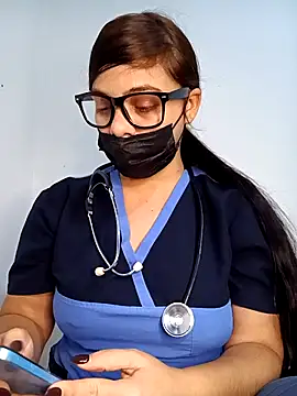 MEGAN X0XX online show from 10.12.25