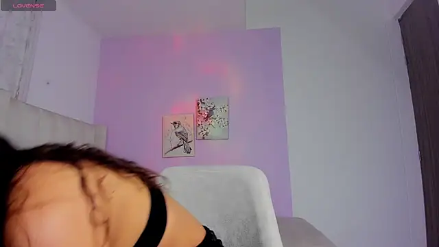 Snapshot of Mhia_palmer chatting on 10.11.25 Mhia palmer online show from 10.11.25