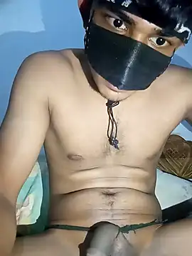 Snapshot of kaiz0217 chatting on 12.14.24 kaiz0217 online show from 12.14.24