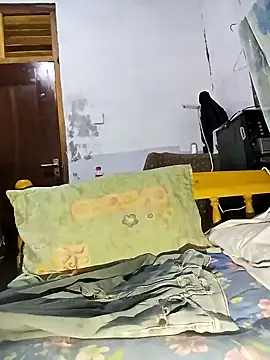 Snapshot of kaiz0217 chatting on 03.22.25 kaiz0217 online show from 03.22.25