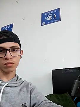 Snapshot of Norehg chatting on 02.17.25 Norehg online show from 02.17.25