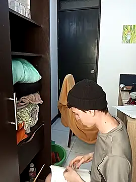 Snapshot of Norehg chatting on 03.19.25 Norehg online show from 03.19.25