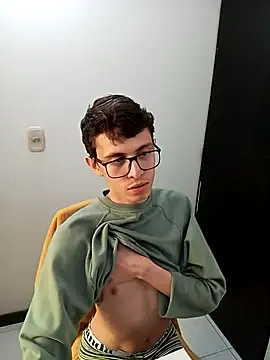 Snapshot of Norehg chatting on 03.20.25 Norehg online show from 03.20.25