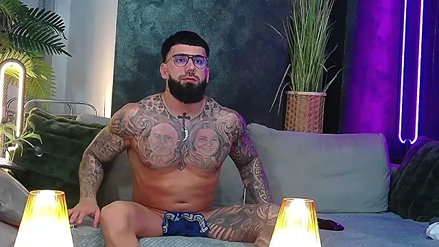 masterkingofmusclee online show from 03.11.26