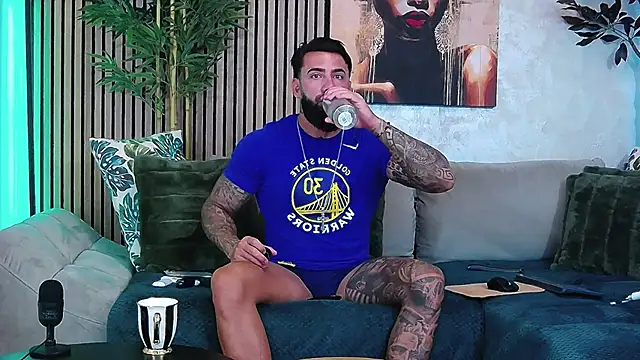 masterkingofmusclee online show from 06.03.26