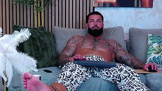 masterkingofmusclee online show from 06.25.26