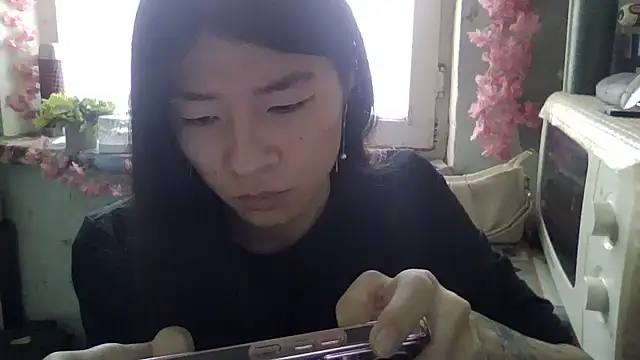 CarlyJoy online show from 12.01.25