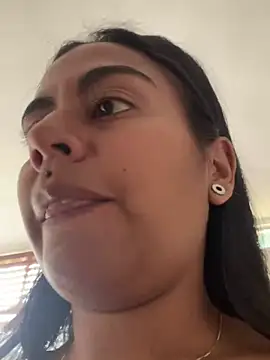 im amber online show from 02.05.25