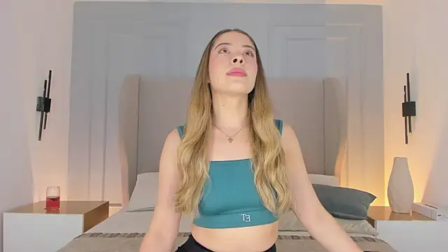 chloe d online show from 05.06.26