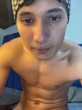 Snapshot of the_littleangel1 chatting on 03.20.25 the littleangel1 online show from 03.20.25