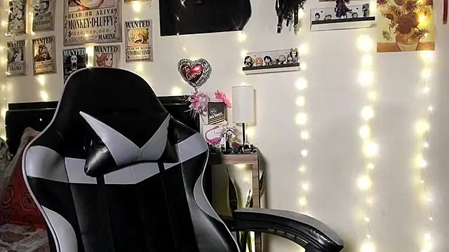 Cristal Jonasxh online show from 09.26.25