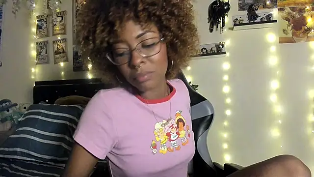 Cristal Jonasxh online show from 10.11.25