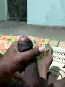 Snapshot of SILENT_FUCKER_01 chatting on 01.14.25 SILENT FUCKER 01 online show from 01.14.25