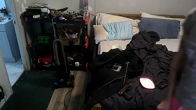 Bi curious86 online show from 11.04.25