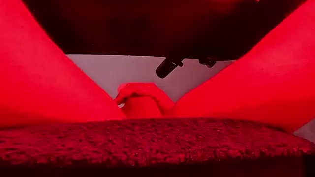 Snapshot of auilein chatting on 03.23.25 auilein online show from 03.23.25