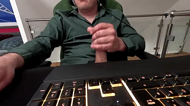 auilein online show from 05.16.26
