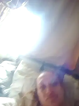 Snapshot of moodynympho chatting on 02.10.26 moodynympho online show from 02.10.26