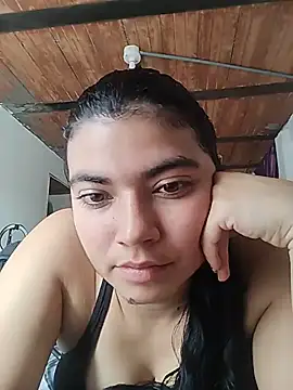 Snapshot of Danna_777 chatting on 05.28.26 Danna 777 online show from 05.28.26