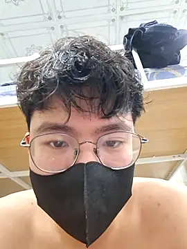 Gwencloudy online show from 02.24.26