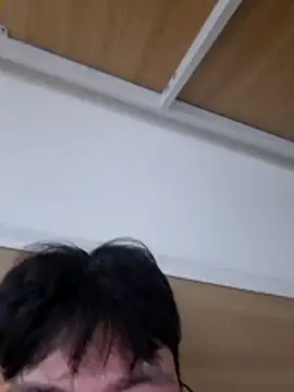 Snapshot of Gwencloudy chatting on 05.15.26 Gwencloudy online show from 05.15.26