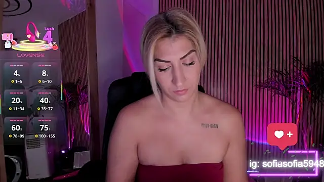 Snapshot of sofiah_ chatting on 11.02.25 sofiah online show from 11.02.25