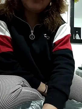 sweetcolibri online show from 02.17.25