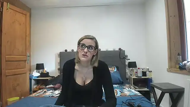 Madame Callie online show from 05.14.26