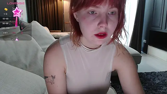 Snapshot of RubyLynxx chatting on 12.17.25 RubyLynxx online show from 12.17.25