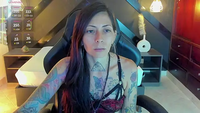 dark gotica online show from 05.04.26