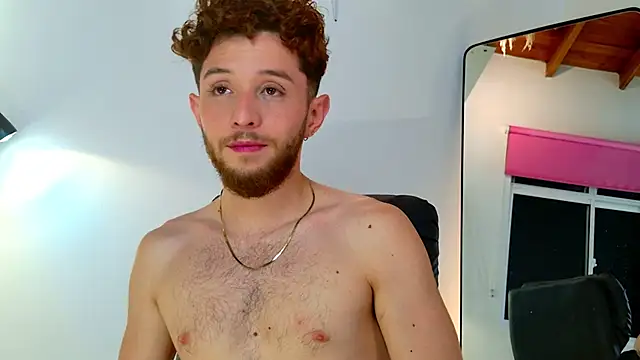 Snapshot of Juan_Castano chatting on 03.11.26 Juan Castano online show from 03.11.26