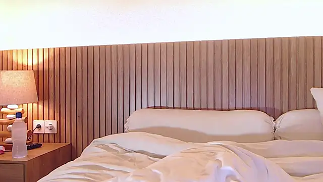 MeIisaLove online show from 12.30.24