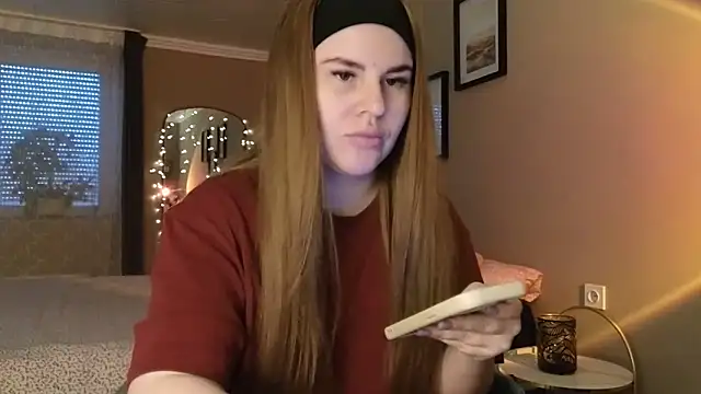 Snapshot of alexababy chatting on 11.24.25 alexababy online show from 11.24.25