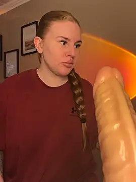 Snapshot of alexababy chatting on 12.04.25 alexababy online show from 12.04.25