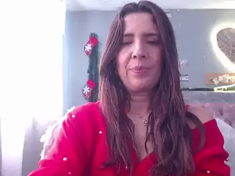 Snapshot of Victoria_meester chatting on 12.18.24 Victoria meester online show from 12.18.24