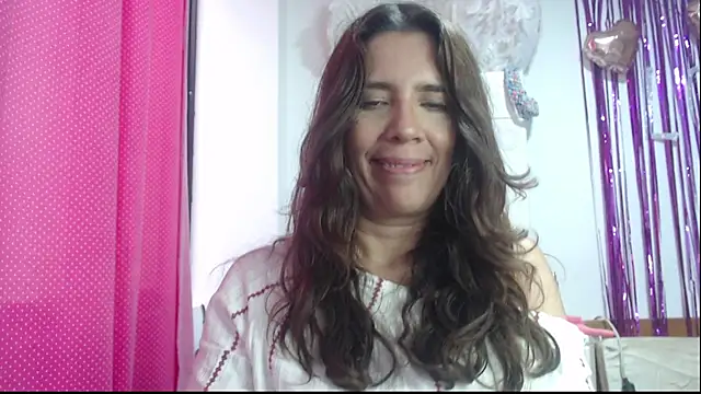 Snapshot of Victoria_meester chatting on 02.18.25 Victoria meester online show from 02.18.25