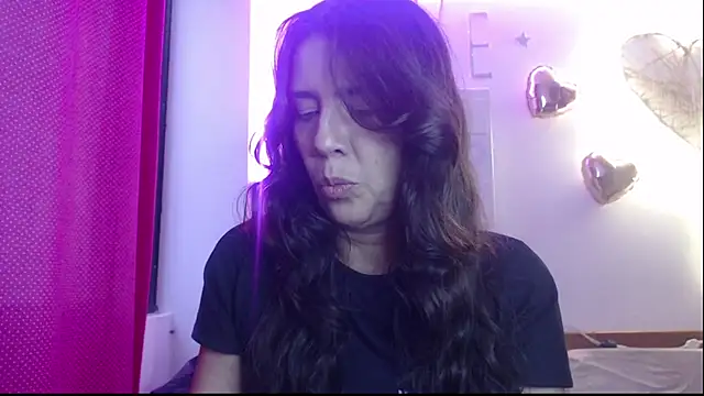 Snapshot of Victoria_meester chatting on 02.26.25 Victoria meester online show from 02.26.25