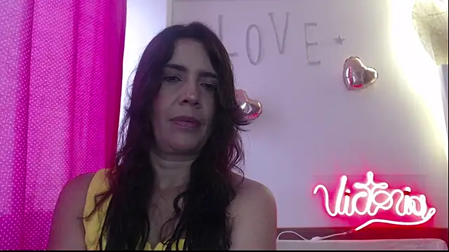 Snapshot of Victoria_meester chatting on 03.05.25 Victoria meester online show from 03.05.25