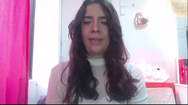 Snapshot of Victoria_meester chatting on 03.09.25 Victoria meester online show from 03.09.25
