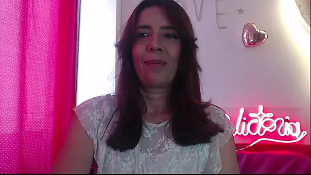 Snapshot of Victoria_meester chatting on 03.21.25 Victoria meester online show from 03.21.25