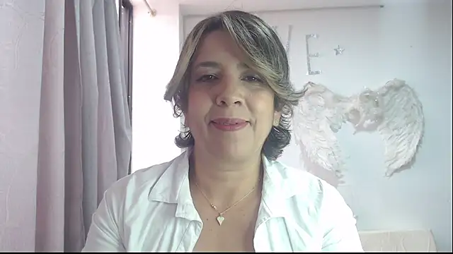 Snapshot of Victoria_meester chatting on 09.17.25 Victoria meester online show from 09.17.25