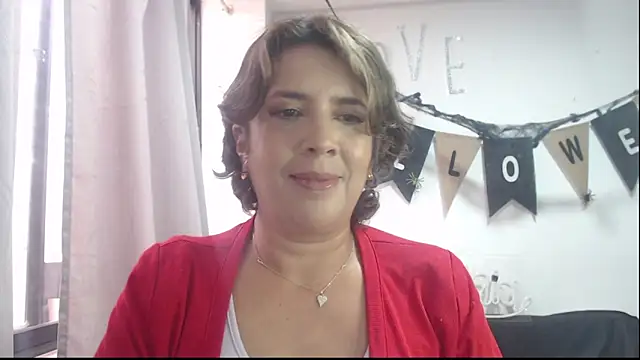 Snapshot of Victoria_meester chatting on 10.19.25 Victoria meester online show from 10.19.25