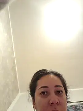 Snapshot of Tatavogliosa89 chatting on 02.18.26 Tatavogliosa89 online show from 02.18.26